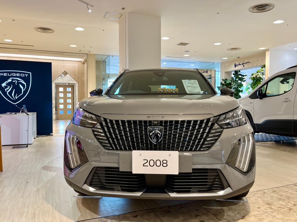 Peugeot展示車🦁