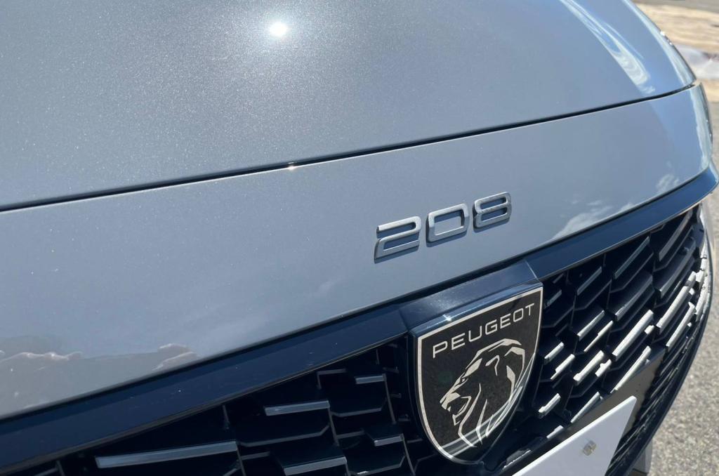 PEUGEOT 208 GT Selenium Edition ✨