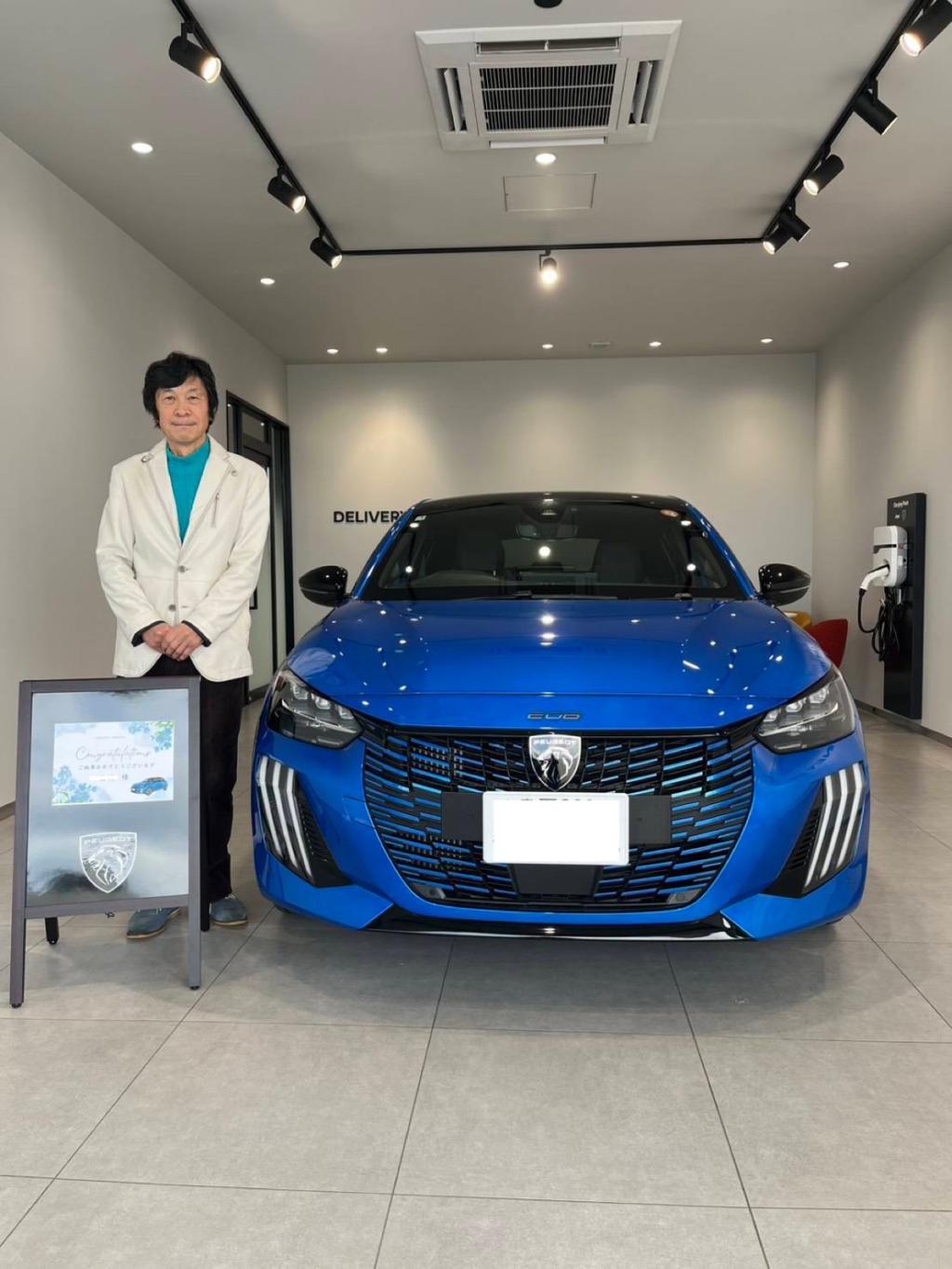 ✨PEUGEOT 208 ご納車✨