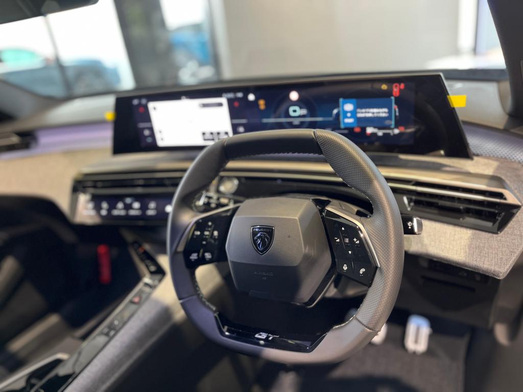 PEUGEOT 5008 コックピット紹介🌟
