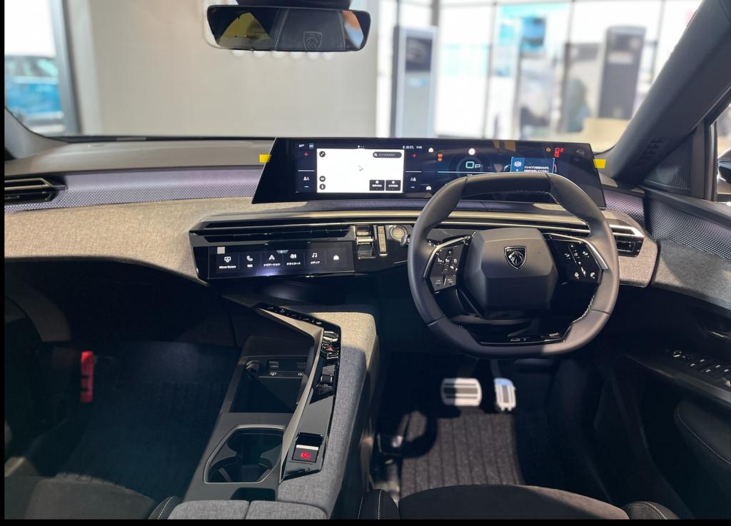 PEUGEOT 5008 コックピット紹介🌟